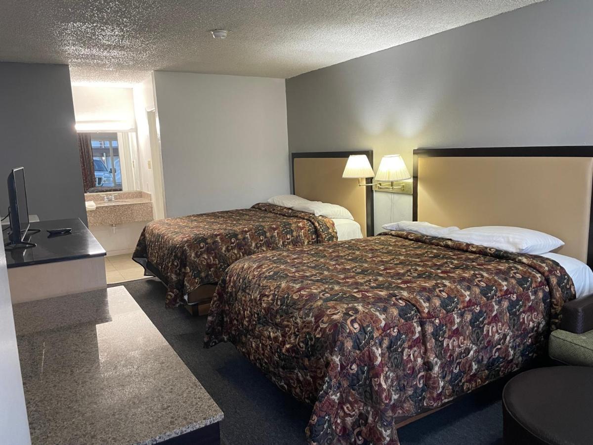 Executive Inn San Saba Екстериор снимка